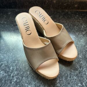 Gaimo Women's Tan‎ Espadrille Wedge Slides Never Worn